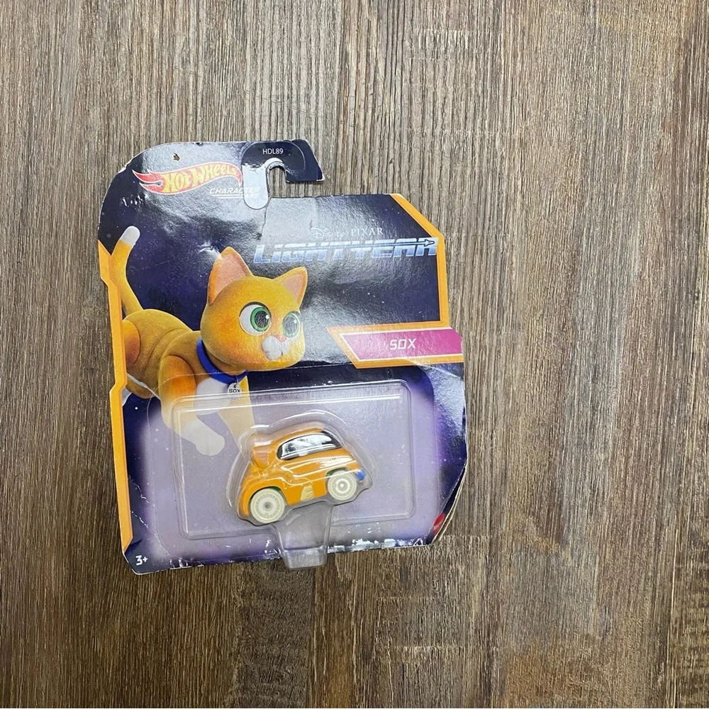 Hot Wheels Disney‎ Pixar Lightyear Sox Toy Car